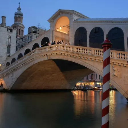 Ca Zulian Amazing Canal View Apartment Veneza Exterior foto
